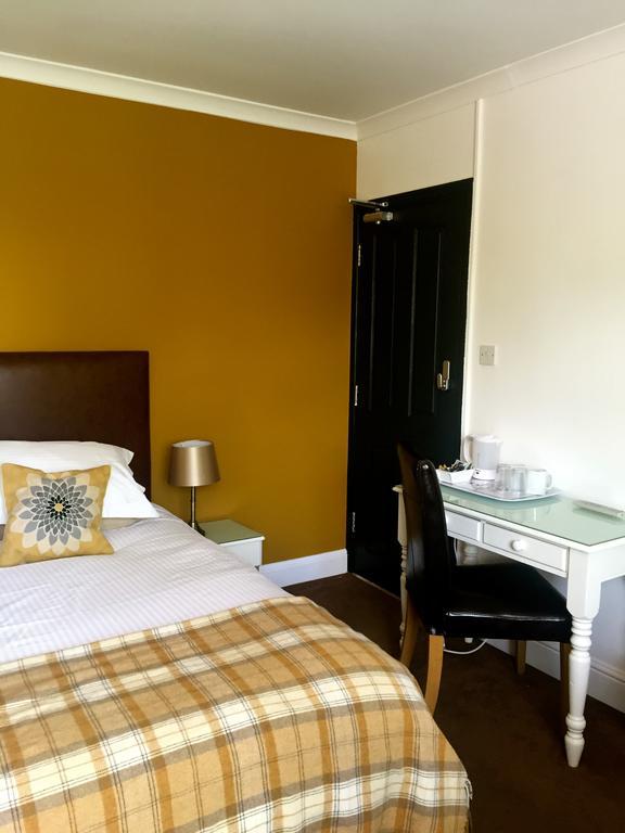 Carolina Guest House Cambridge  Bagian luar foto