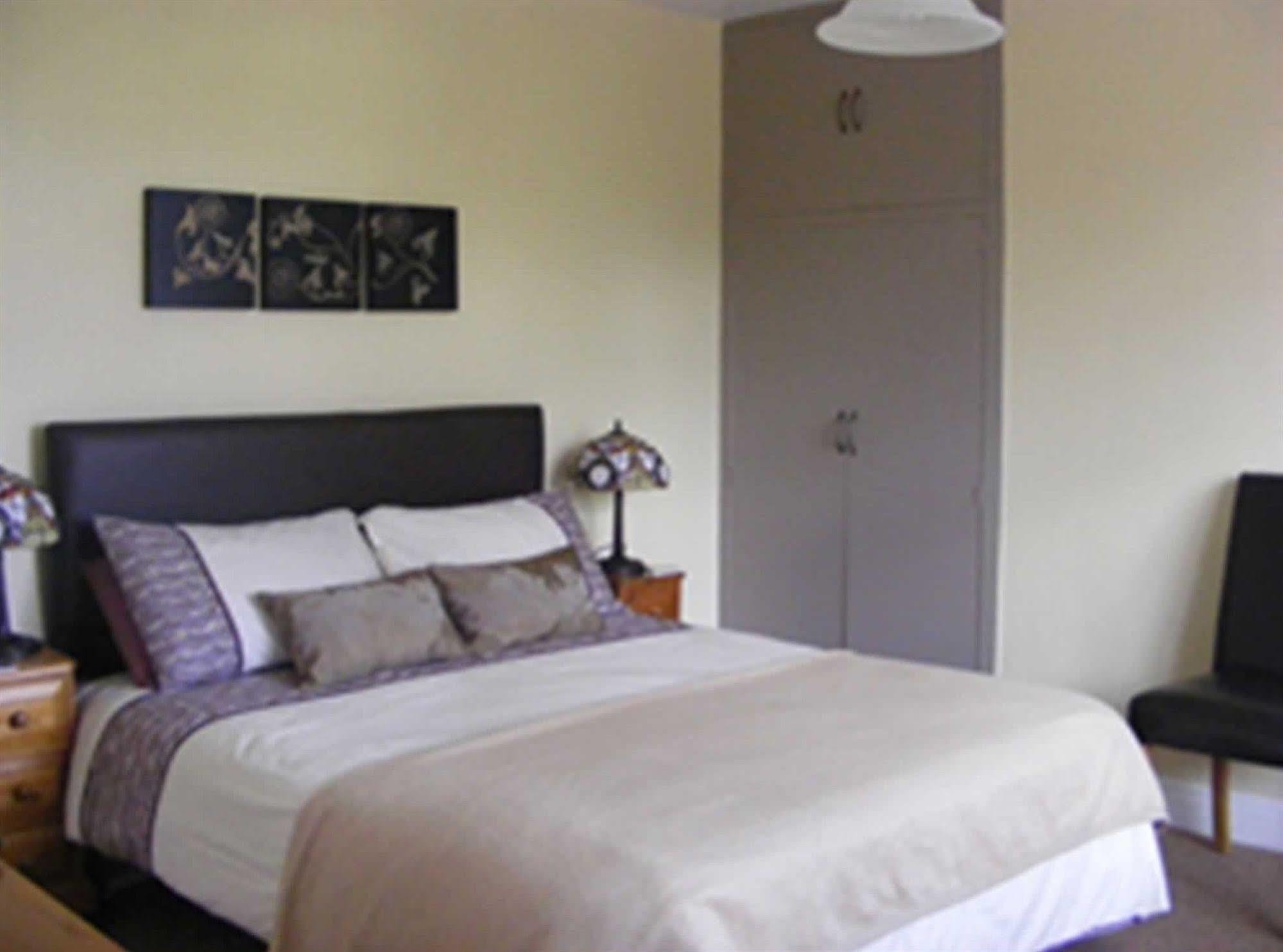 Carolina Guest House Cambridge  Bagian luar foto
